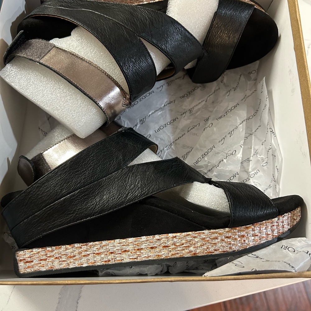 Modzori Black and Tan Vegan Sandals